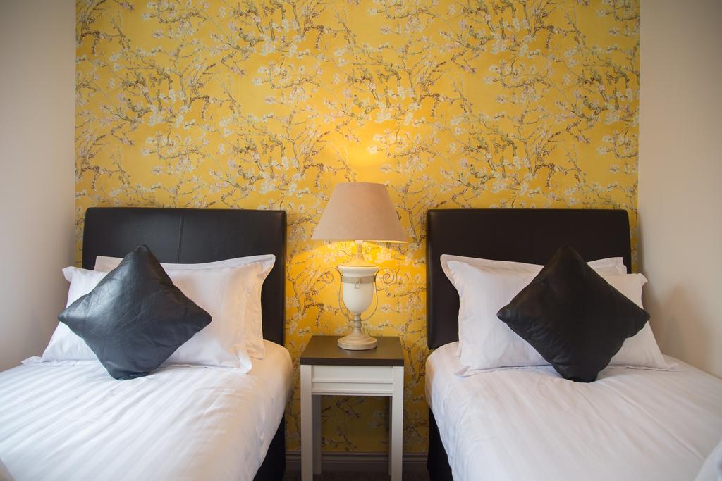 Armorica Hotel Oranmore Exterior foto